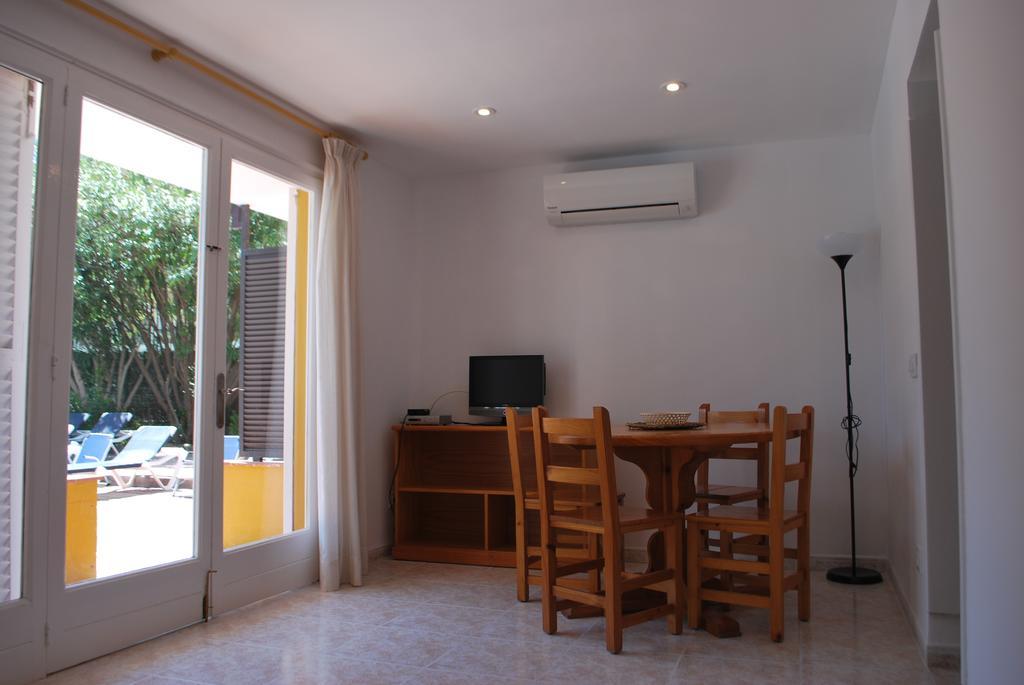 פלטחה ד'ארו Apartamentos Les Palmeres מראה חיצוני תמונה